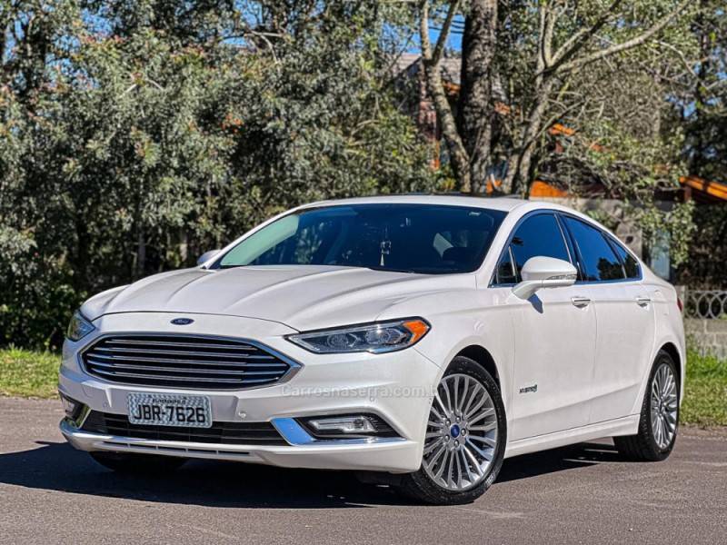 FORD - FUSION - 2017/2017 - Branca - R$ 119.900,00