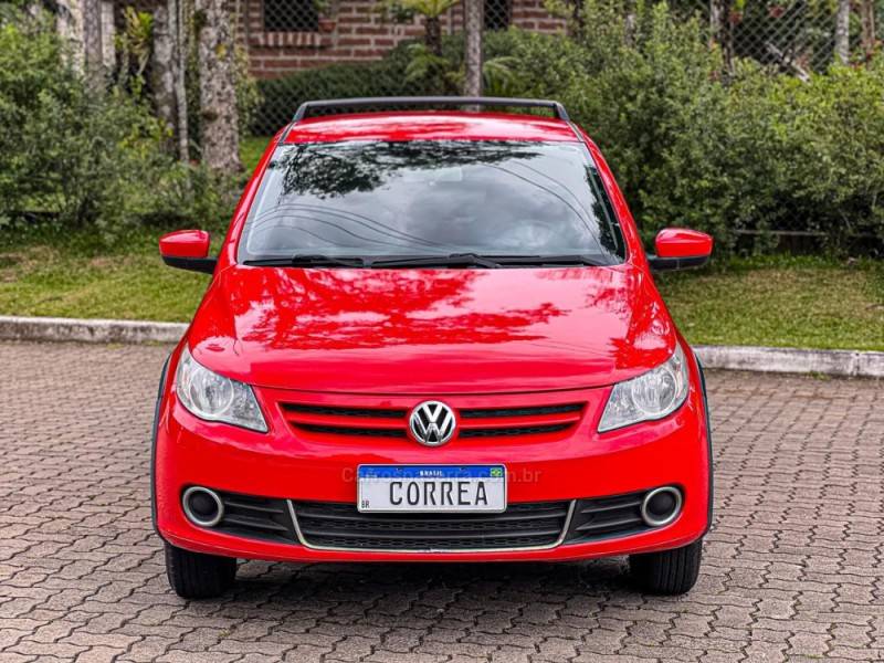 VOLKSWAGEN - SAVEIRO - 2012/2012 - Vermelha - R$ 42.900,00