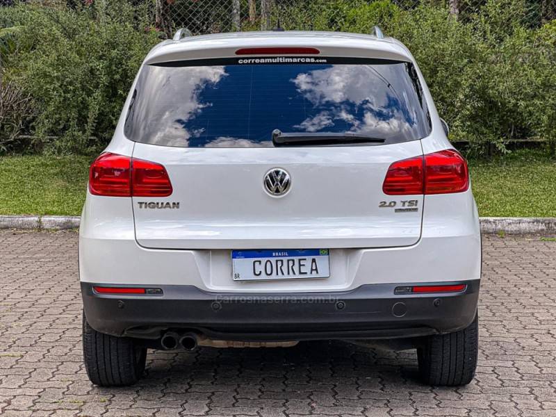 VOLKSWAGEN - TIGUAN - 2012/2012 - Branca - R$ 64.900,00