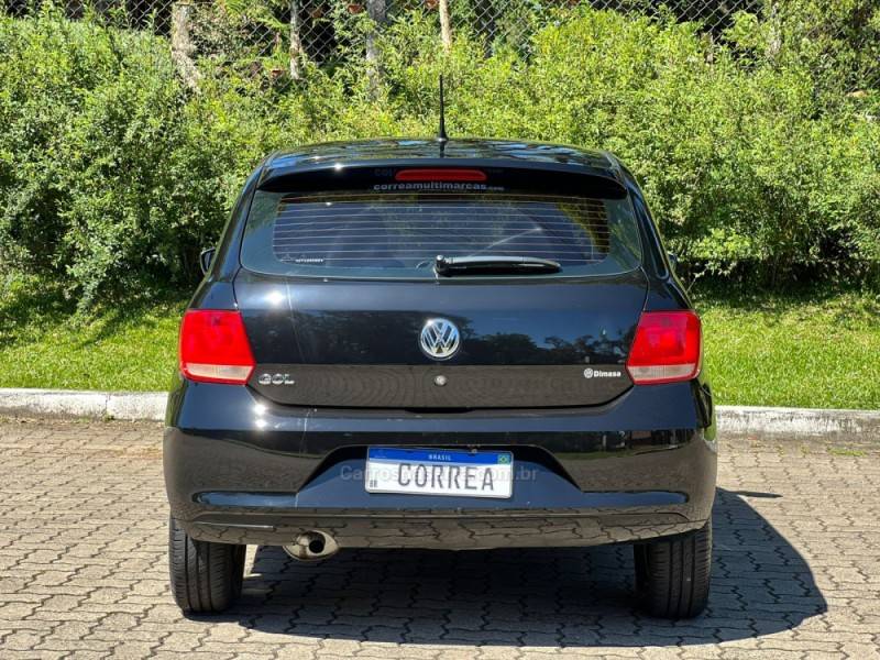 VOLKSWAGEN - GOL - 2013/2014 - Preta - R$ 39.900,00