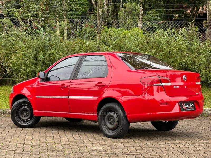 FIAT - SIENA - 2014/2014 - Vermelha - R$ 39.900,00