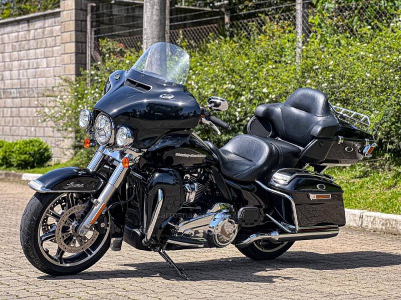 HARLEY-DAVIDSON - ELECTRA - 2020/2020 - Preta - R$ 119.900,00