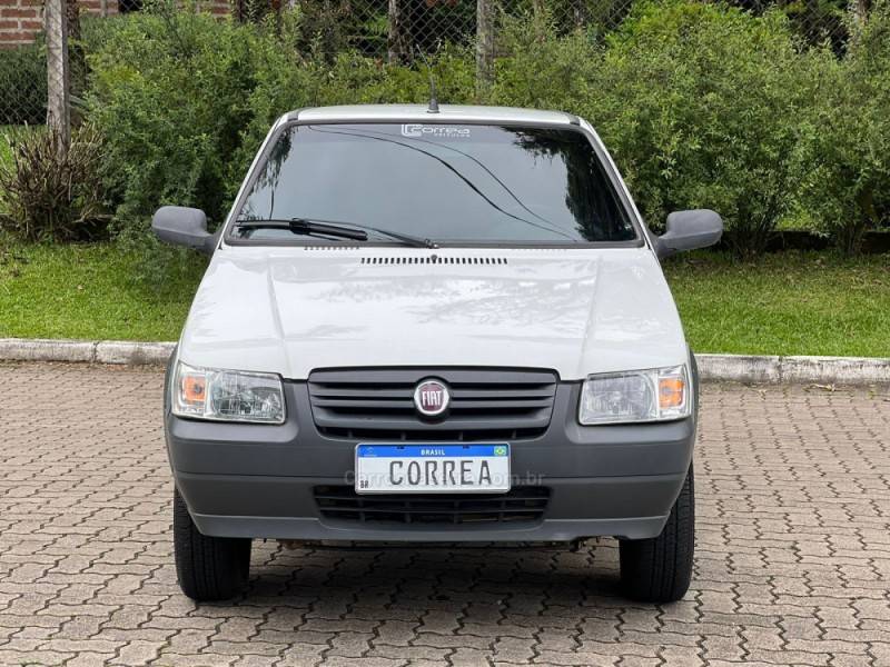 FIAT - UNO - 2011/2011 - Branca - R$ 26.900,00