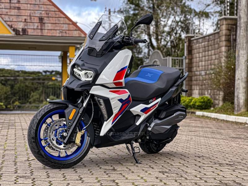 BMW - C 400 - 2024/2024 - Branca - R$ 61.900,00