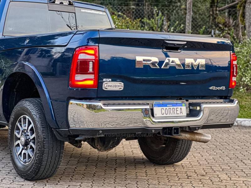 DODGE - RAM - 2023/2024 - Azul - R$ 509.900,00