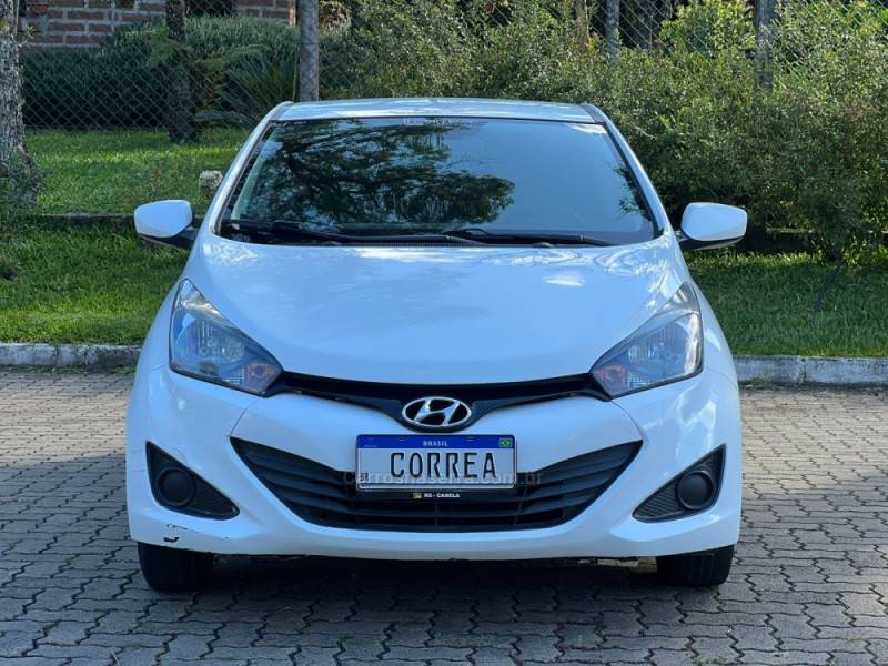 HYUNDAI - HB20S - 2014/2014 - Branca - R$ 48.900,00