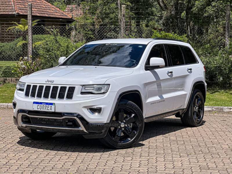 JEEP - GRAND CHEROKEE - 2014/2015 - Branca - R$ 129.900,00