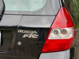 HONDA - FIT - 2003/2004 - Preta - R$ 25.900,00