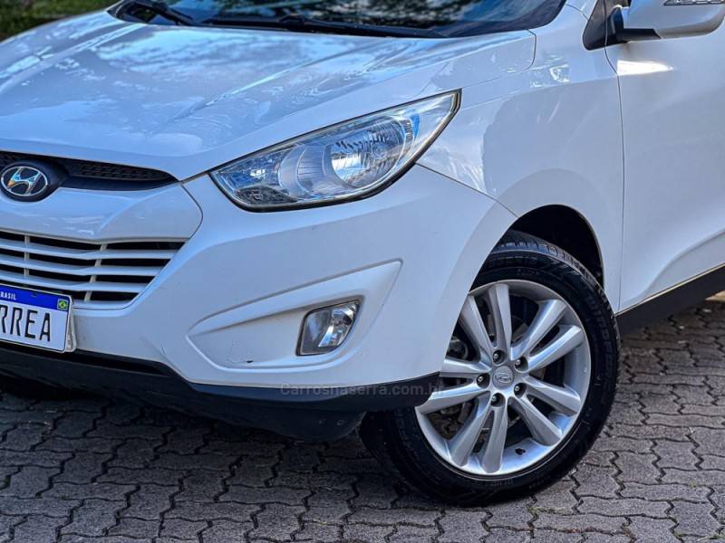 HYUNDAI - IX35 - 2014/2015 - Branca - R$ 79.900,00