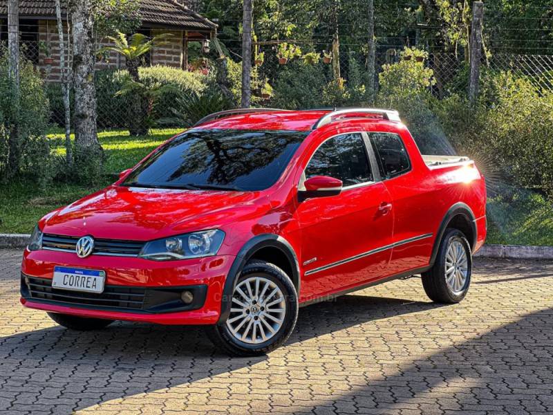 VOLKSWAGEN - SAVEIRO - 2016/2016 - Vermelha - R$ 74.900,00