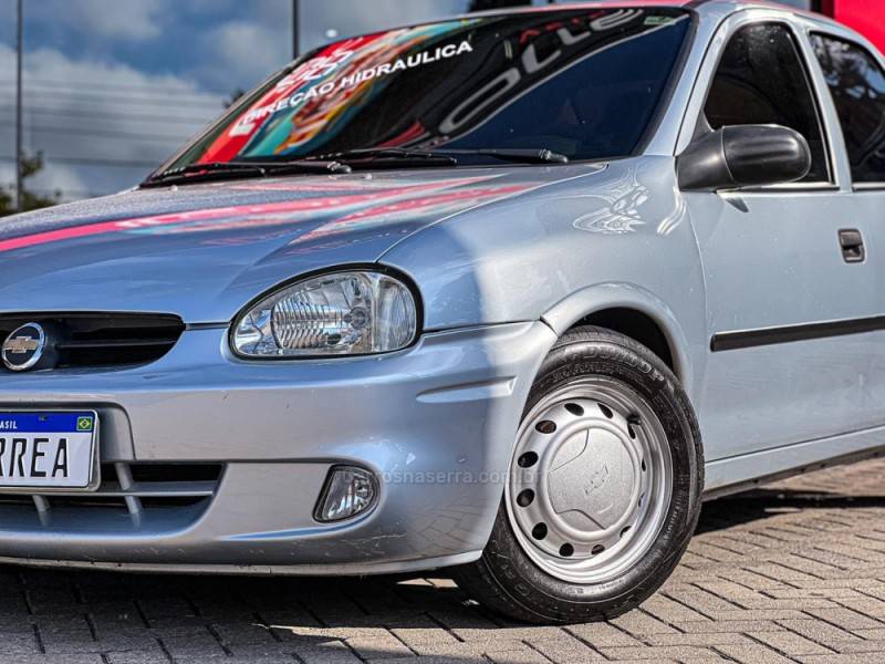 CHEVROLET - CLASSIC - 2008/2008 - Prata - R$ 26.900,00