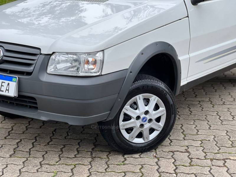 FIAT - UNO - 2011/2011 - Branca - R$ 26.900,00