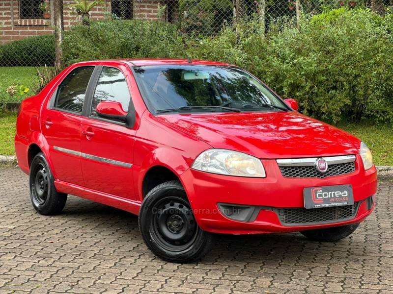 FIAT - SIENA - 2014/2014 - Vermelha - R$ 39.900,00