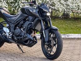 YAMAHA - MT - 2023/2023 - Preta - R$ 35.900,00