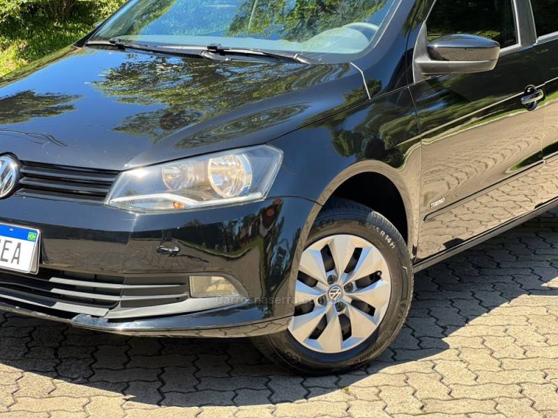 VOLKSWAGEN - GOL - 2013/2014 - Preta - R$ 39.900,00