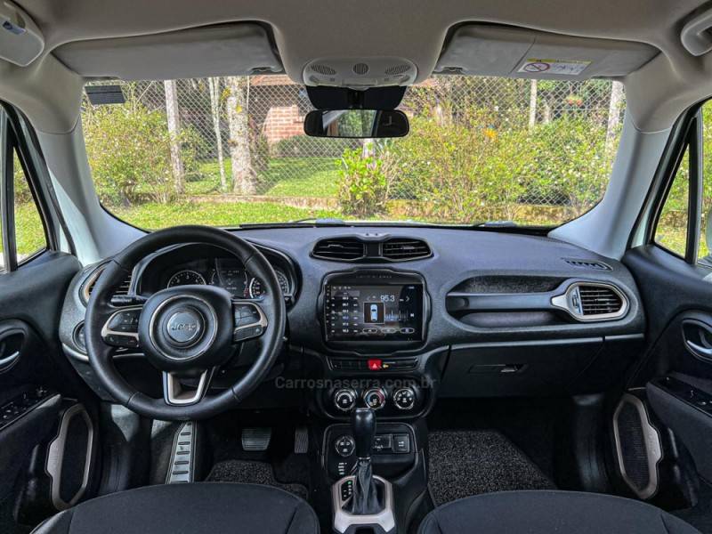 JEEP - RENEGADE - 2018/2018 - Branca - R$ 89.900,00