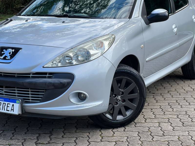 PEUGEOT - 207 - 2009/2009 - Prata - R$ 21.900,00