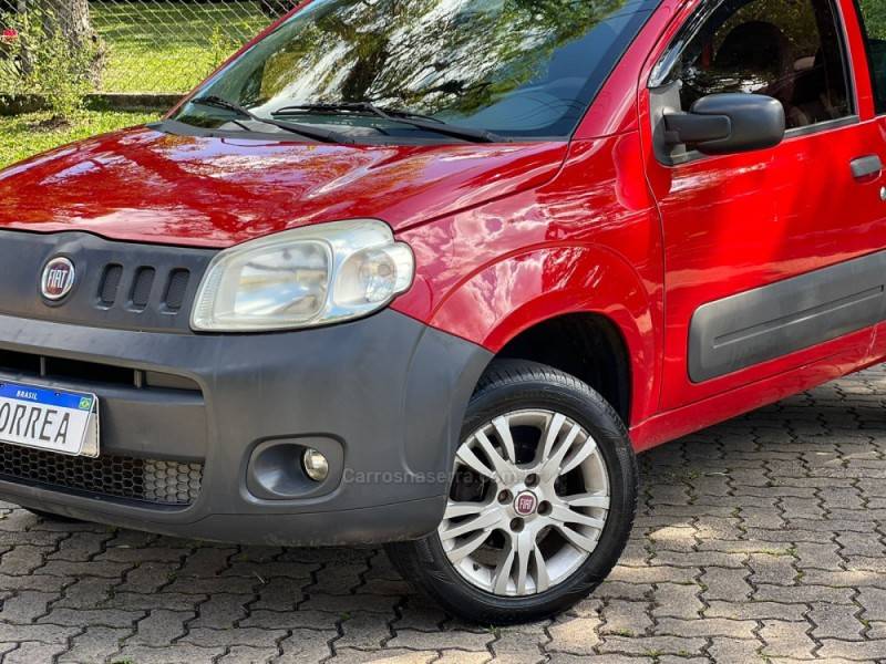 FIAT - UNO - 2012/2012 - Vermelha - R$ 26.900,00