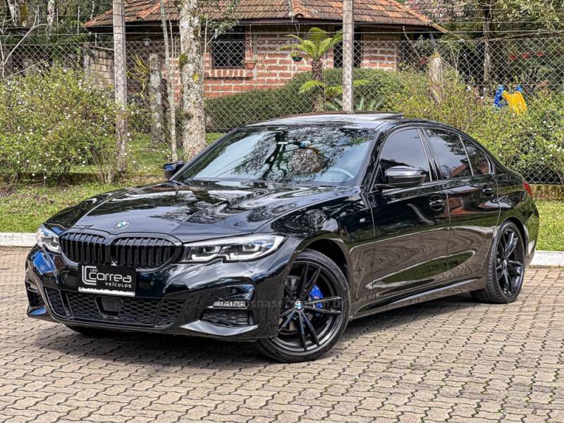 BMW - 320I - 2020/2021 - Preta - R$ 244.900,00