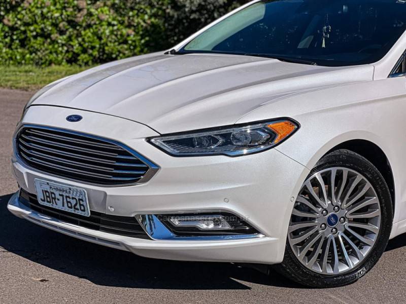 FORD - FUSION - 2017/2017 - Branca - R$ 119.900,00