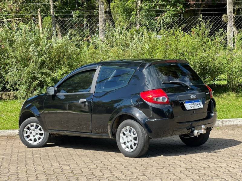 FORD - KA - 2009/2009 - Preta - R$ 25.900,00