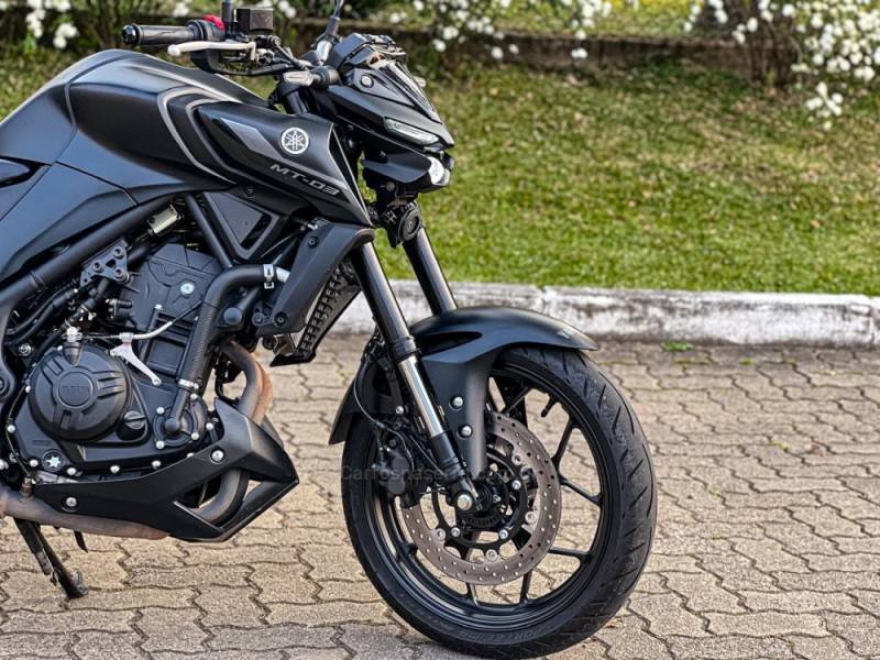 YAMAHA - MT - 2023/2023 - Preta - R$ 35.900,00