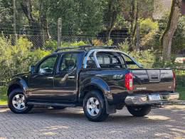 NISSAN - FRONTIER - 2012/2013 - Preta - R$ 99.900,00