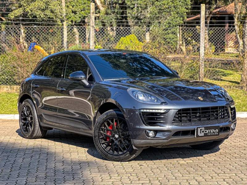 PORSCHE - MACAN - 2016/2017 - Cinza - R$ 319.900,00