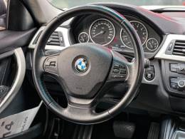 BMW - 320I - 2013/2014 - Branca - R$ 104.900,00